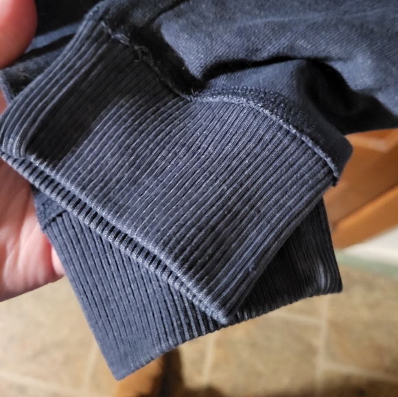 Hollister vintage crew sweatshirt, women's large. - Picture 3 of 6